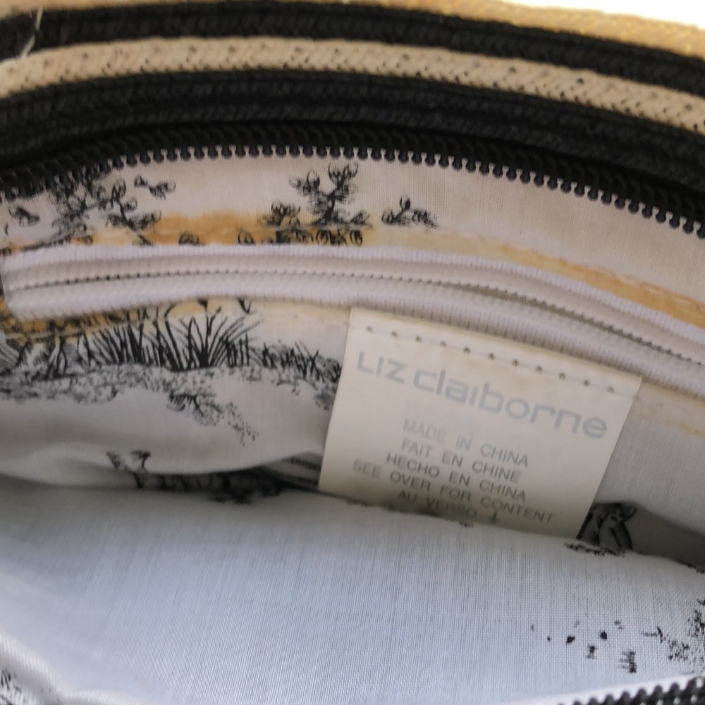 Small Liz Claiborne Purse - Picture 2 of 2
